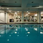 Avalon Courtyard Residence Suites